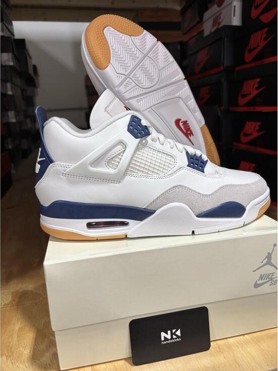 Nike Air Jordan 4 Retro SB Navy DR5415-100 Men Size 8 main image 4